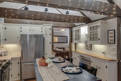 3 Amesbury Rd, Newton, NH 03858 - photo 6