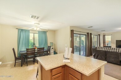 28th kitchen 2