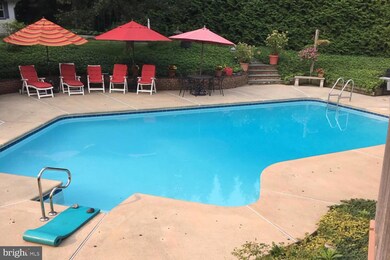 246 W Mount Pleasant Ave, Ambler, PA 19002 - photo 2