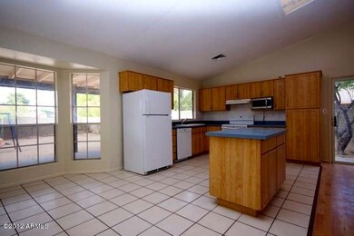 Kitchen-Bay Window
