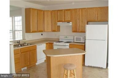 17633 Gettysburg Way, Hagerstown, MD 21740 - photo 4