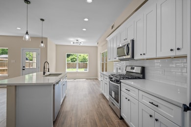 6330 Cebra St, Houston, TX 77091 - photo 7