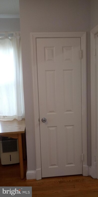 901 Elm Ridge Ave, Baltimore, MD 21229 - photo 6