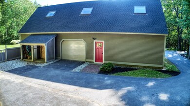 229 Brickett Hill Rd, Pembroke, NH 03275 - photo 3