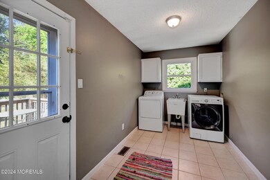 12-Laundry Room