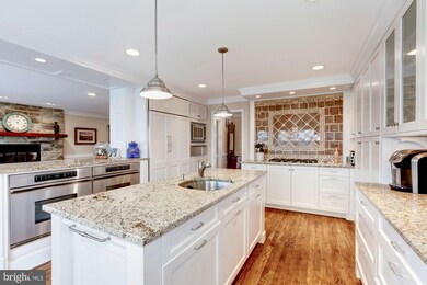 11700 Le Havre Dr, Potomac, MD 20854 - photo 6