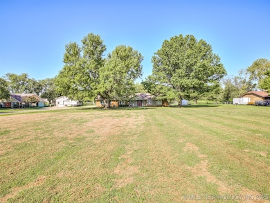 25606 S Desert Trail, Claremore, OK 74019 - photo 4