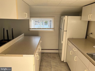 124 Dallas Rd unit 3, Willow Grove, PA 19090 - photo 2