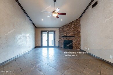 636 N Entrada St, Chandler, AZ 85226 - photo 5