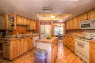 IMG_0465_6_7_EDIT