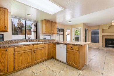 694 N May St, Chandler, AZ 85226 - photo 5