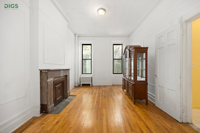 147 W 105th St unit 1E, New York, NY 10025 - photo 4