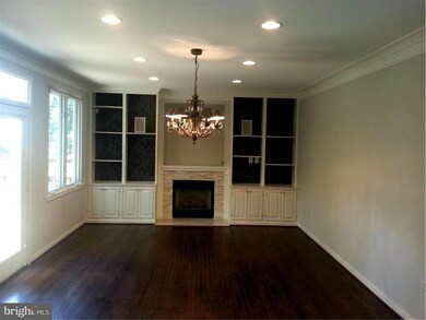 20849 Waterbeach Place, Sterling, VA 20165 - photo 3