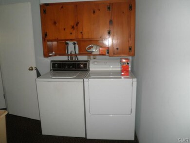 1707 Holly Place, Bethlehem, PA 18018 - photo 7