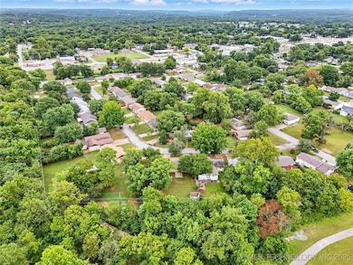 1220 S Cedar St, Sapulpa, OK 74066 - photo 5