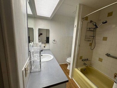 212 Molokai Dr, Bradenton, FL 34207 - photo 7