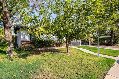 1251 S Loma Vista Front