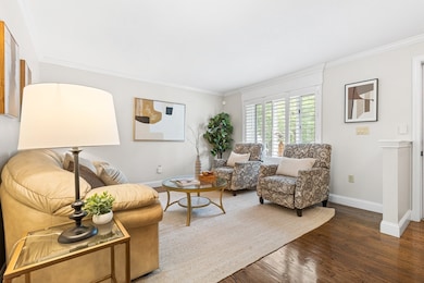 2403 Pheasant Creek Ln, Peabody, MA 01960 - photo 3