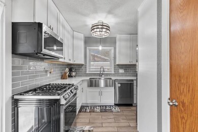 3100 Hubbell Ave, Des Moines, IA 50317 - photo 6