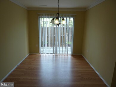 8620 Village Square Dr unit 15/862, Alexandria, VA 22309 - photo 5