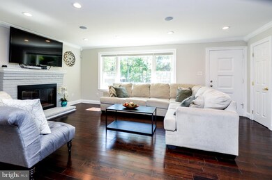 10020 Dubarry St, Glenn Dale, MD 20769 - photo 5