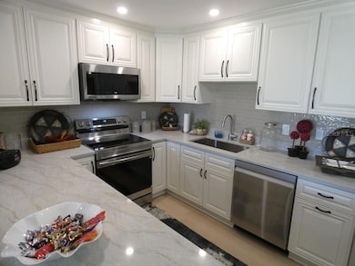 2740 Whitebridge Dr unit A, Palm Harbor, FL 34684 - photo 4