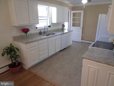 2130 Briggs Chaney Rd, Silver Spring, MD 20905 - photo 6