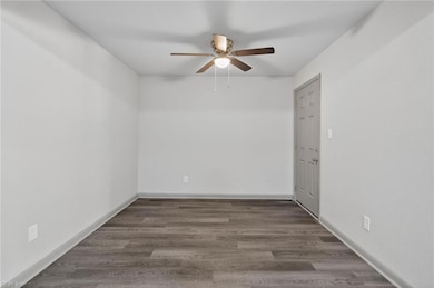 616 Leonard Ave, Chesapeake, VA 23324 - photo 6