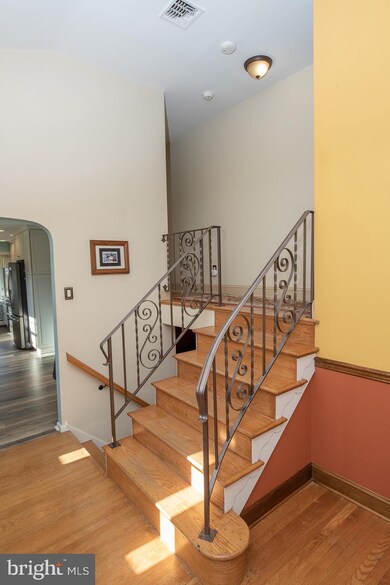 201 Old State Rd, Berwyn, PA 19312 - photo 3