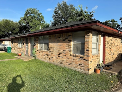 2922 Randolph Rd, Pasadena, TX 77503 - photo 3