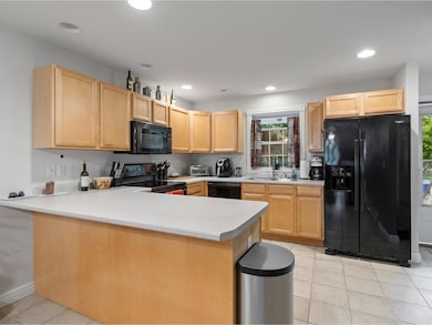 11 Leclair St, Winooski, VT 05404 - photo 4