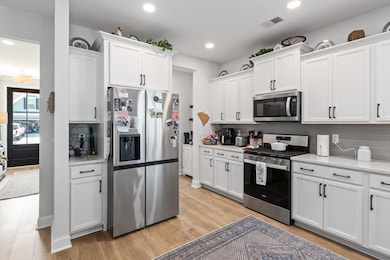 659 Black Pine Rd_Brett Martin Photograp