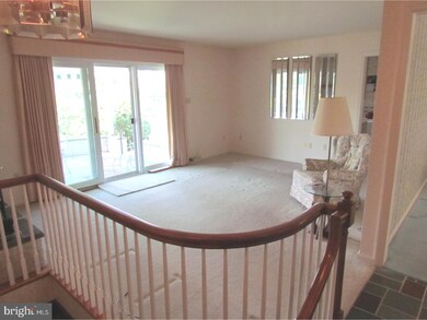 3216 Westview Dr, Reading, PA 19605 - photo 3