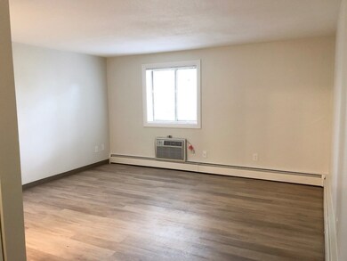 24 Hamilton St unit 12, Saugus, MA 01906 - photo 5