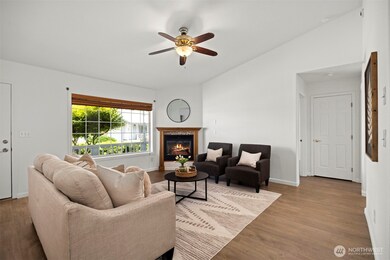 312 W 2nd St unit 3, Nooksack, WA 98247 - photo 6