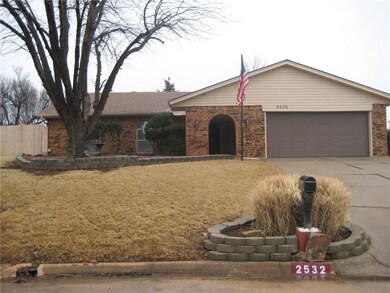 2532 Indian Creek Ct, Oklahoma City, OK 73120 - photo 4