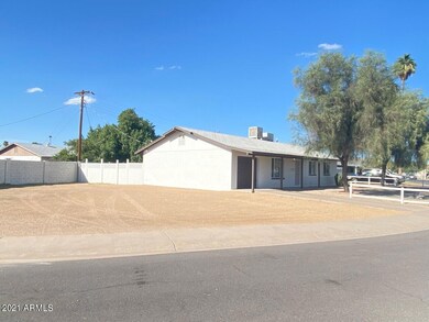 4016 N 80th Dr, Phoenix, AZ 85033 - photo 2