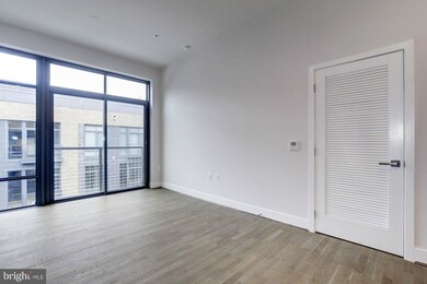 525 Water St SW unit 423, Washington, DC 20024 - photo 4