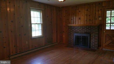 510 S Maple Ave, Purcellville, VA 20132 - photo 5