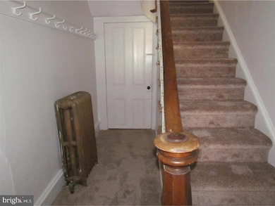 146 E Main St unit UPPER, Moorestown, NJ 08057 - photo 3