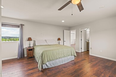 5 Spacious Primary Bedroom with Valley V