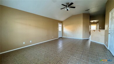 212 Dale Earnhardt Dr unit B, Harker Heights, TX 76548 - photo 2