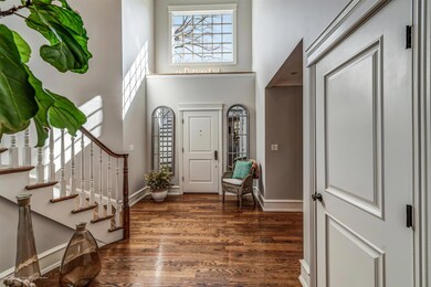 04-FOYER