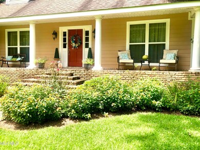 921 Tung Tree Dr, Picayune, MS 39466 - photo 2