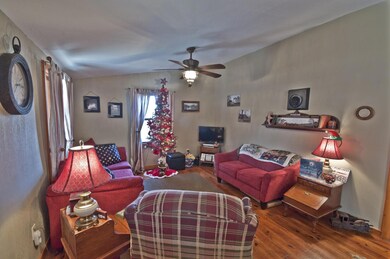 Living Room 4