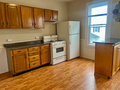 Gas Oven Range, Hood to be added prior to move in!