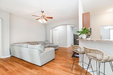 9077 Polaris Lakes Dr unit 9077, Columbus, OH 43240 - photo 3