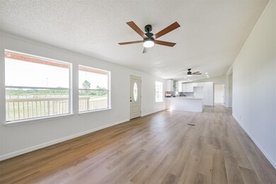 4815 S Highway 35, Alvin, TX 77511 - photo 5