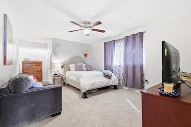 814 W Embercrest Dr, Arlington, TX 76017 - photo 3