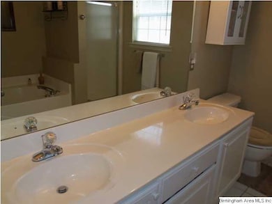 Master Bathroom with Separate shower and Garden Tu